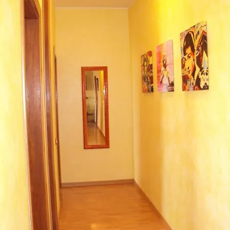 Quali sono i migliori hotel vicino a Santuario della Madonna dell'Angelo? Appartamento Caorle
