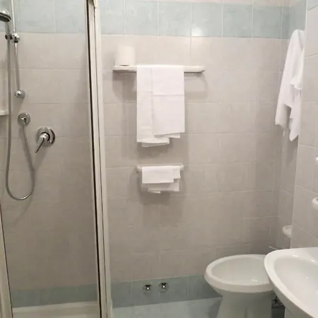 Quali sono i migliori hotel vicino a Santuario della Madonna dell'Angelo? Appartamento