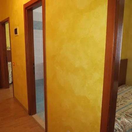Quali sono i migliori hotel vicino a Santuario della Madonna dell'Angelo? * Caorle