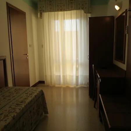Quali sono i migliori hotel vicino a Santuario della Madonna dell'Angelo? Appartamento