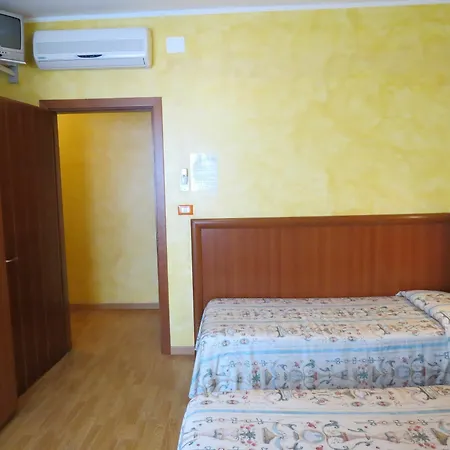 Appartamento Quali sono i migliori hotel vicino a Santuario della Madonna dell'Angelo? *
